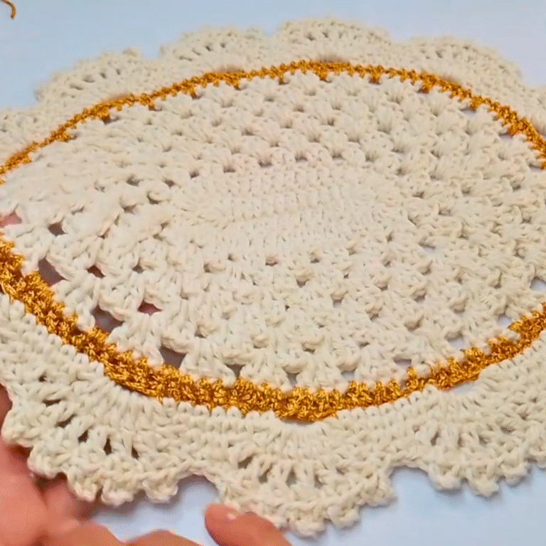 Chic Crochet Oval Sousplat Pattern for Dining Room Charm