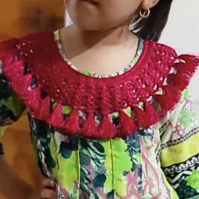 Fascinating Crochet Neckline Pattern to Wow Your Friends
