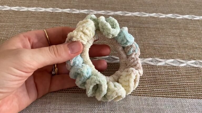 Must Try Crochet Scrunchie Pattern for Hair Glam