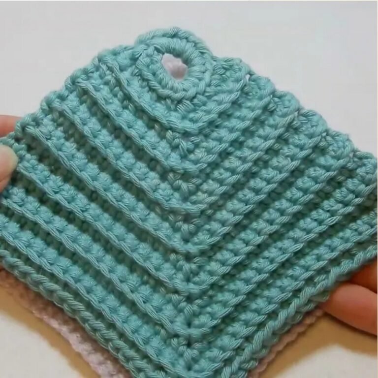 Reusable Crochet Dishcloth for a Sustainable Kitchen