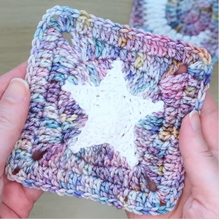 Soft Crochet a Star Granny Square to Brighten Your Holidays