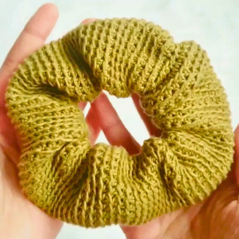 Must-Try Crochet Scrunchie Pattern for a Unique Look